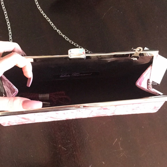 Soft pink/purple clutch - Picture 3 of 3
